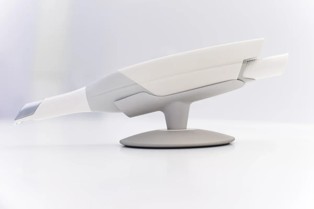 Modern handheld intraoral scanner